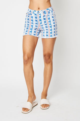 Judy Blue Reg/Plus Mid Rise USA Star Fray Hem Shorts