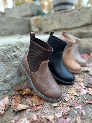 Corkys Caramel Cabin Fever Boot