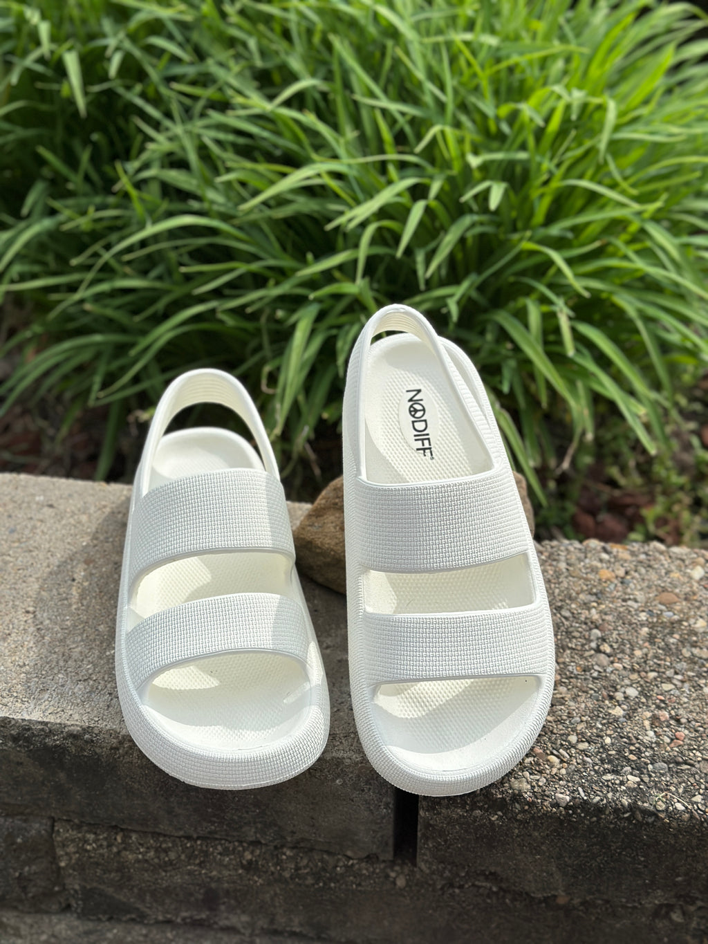 2 STRAP - WHITE – Dawgs Footwear Australia